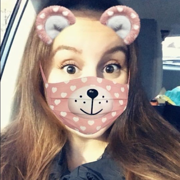 Meet Your Posher! - Picture 2 of 8